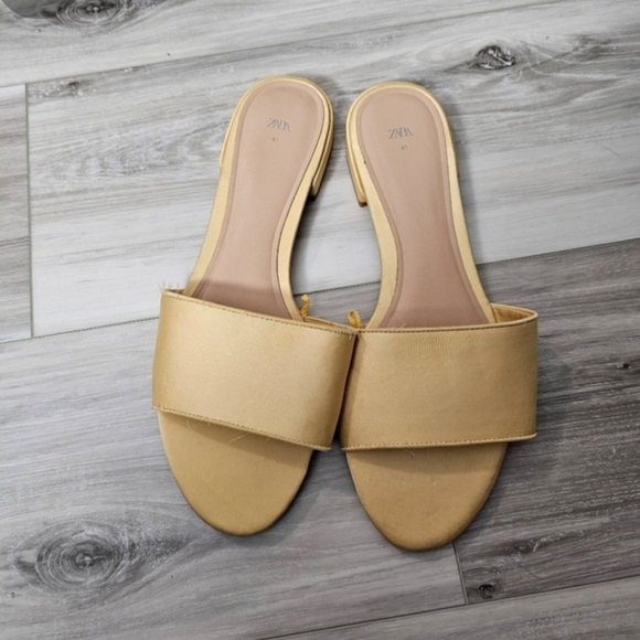 Elegant  Zara Cream Slide Sandals Sz 10.5 - Picture 7 of 8